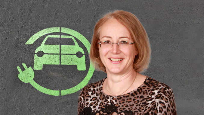 E-Auto: Grüner Ministerpräsident sieht bei Umweltschäden und Kinderarbeit weg